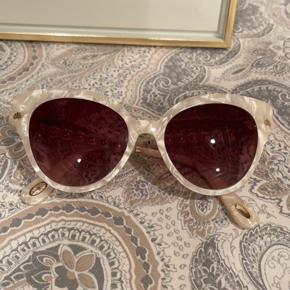 Lele Sadoughi Pearl Sunglasses